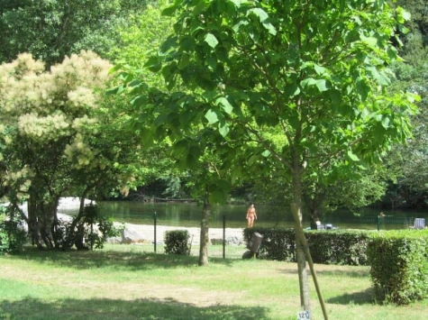 emplacement-camping-le-ventadour-ardeche-meyras-012